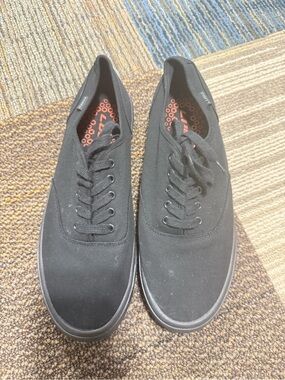 Men's Black Canvas Lace-Up Casual Shoes